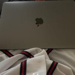 Apple Macbook Air 2020