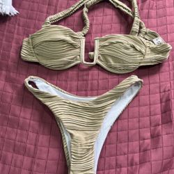Bikini 