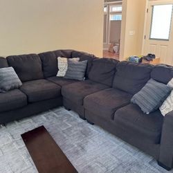 Sectional Couch 