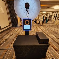 BLACK DSLR PHOTO BOOTH FOR SALE