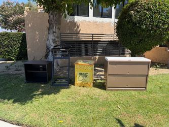 free furniture curb alert