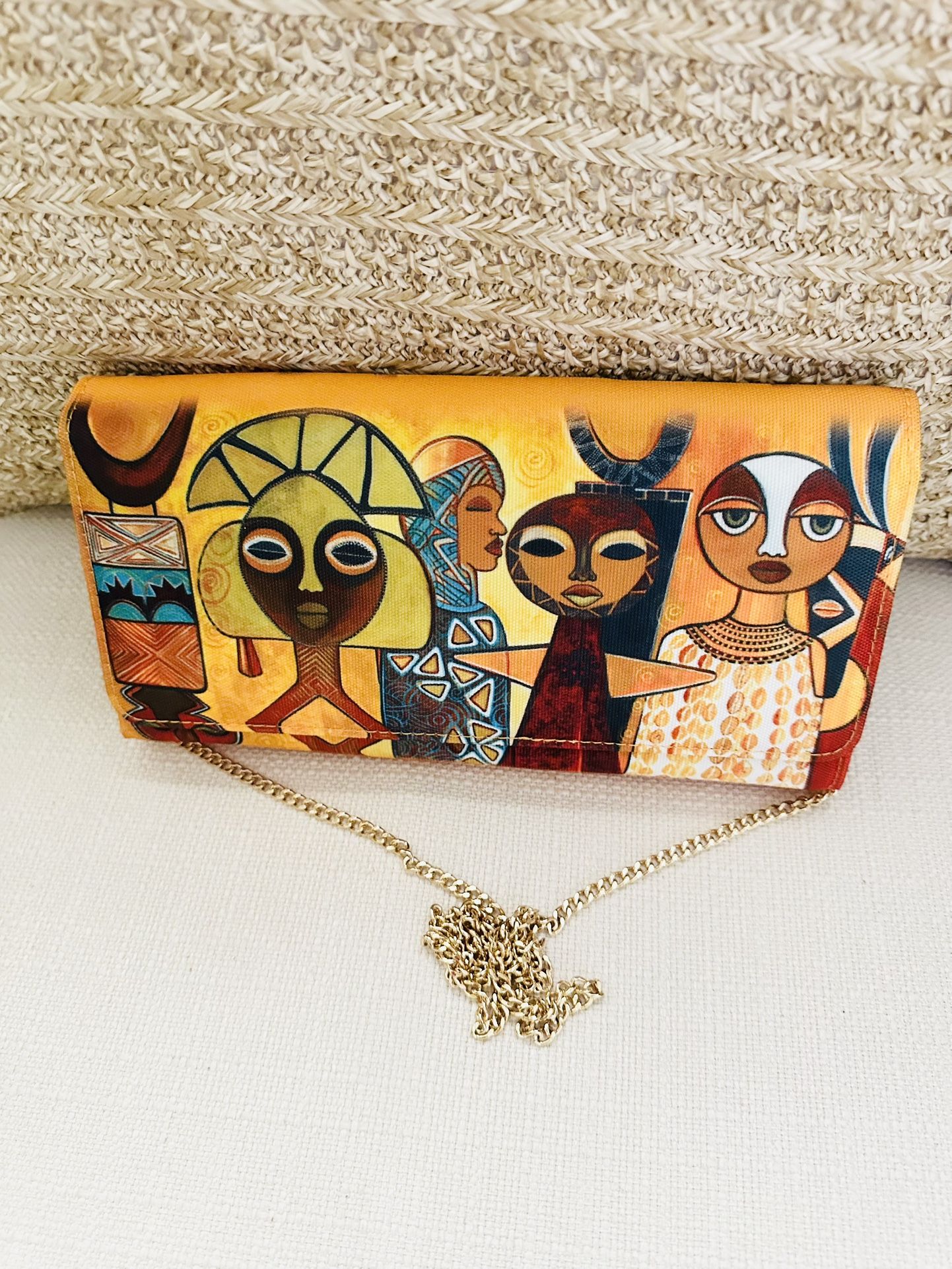Brand New Afrocentric Clutch Purse – Gold Chain Strap, Magnetic Closure