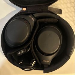 Sony WH-1000XM4