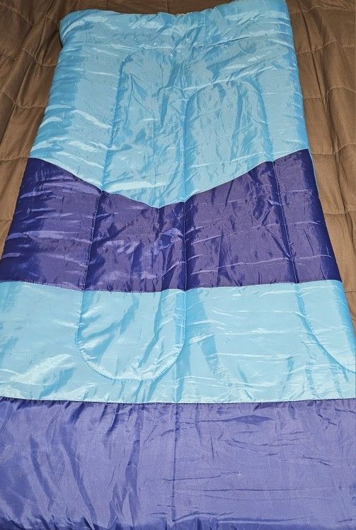 Lot Of 2 Cute Boy & Girl Youth Sleeping Bags Like New! 56"X26" Zipped / 112"X52" Open!