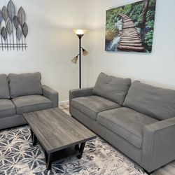 Living Spaces Sofa Set With Table