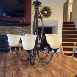 Chandelier 