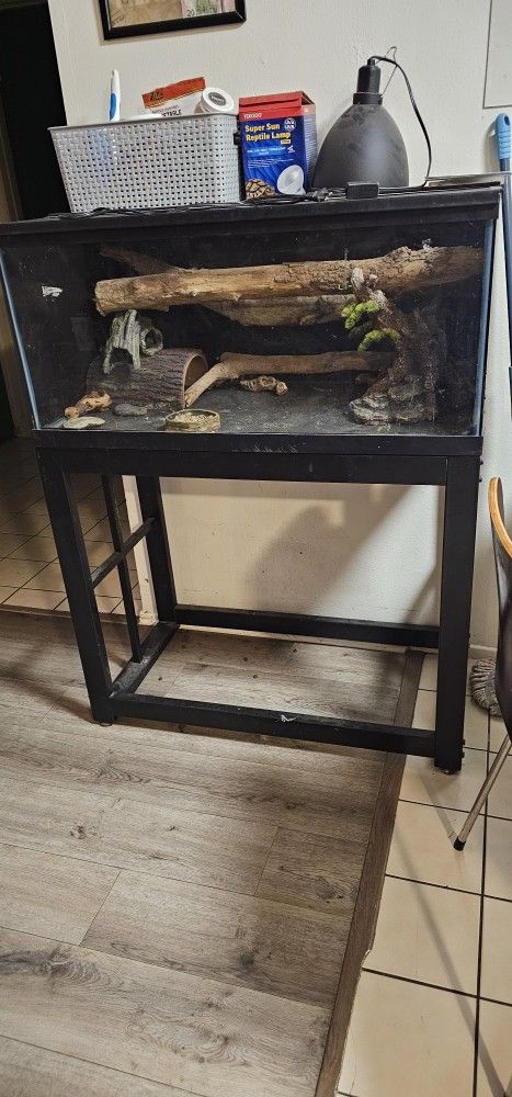 Reptile 40 Gallon Tank W/ Metal Stand