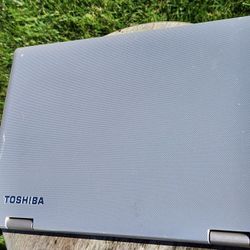 Toshiba Radius Satellite 11 2 in 1 Laptop 11.6" Screen