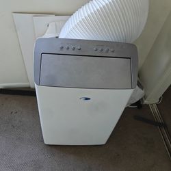 Whynter Dual House AC + Dehumidifier ( Like New)