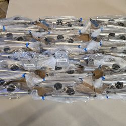 SKATEBOARDS TRUCK INDEPENDENT SIZE 144 149 AND 159 RETAIL/ WHOLESALE 