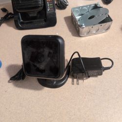 ADT Wireless Network Camera Model: RC8025B-ADT With Power Supply Cord