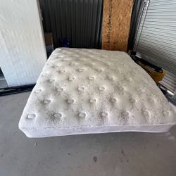King Size Heated Mattress With Frame