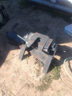 5th Wheel Hitch Make An Offer