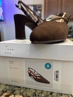 Veera heels