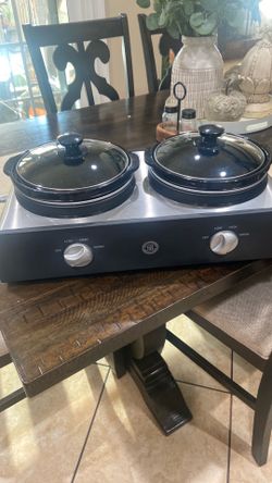 Slow cooker
