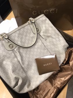 Gucci Handbag 100% authentic