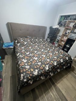 CA King Bed