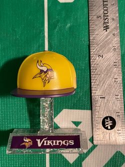 Minnesota Vikings NFL Mad Lids Series 2 Teenymates Mini New Era Hat