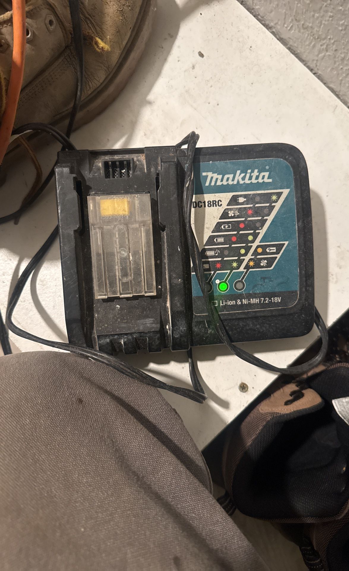 Makita Dc18rc Charger