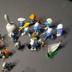 Miniature Smurf Collection 