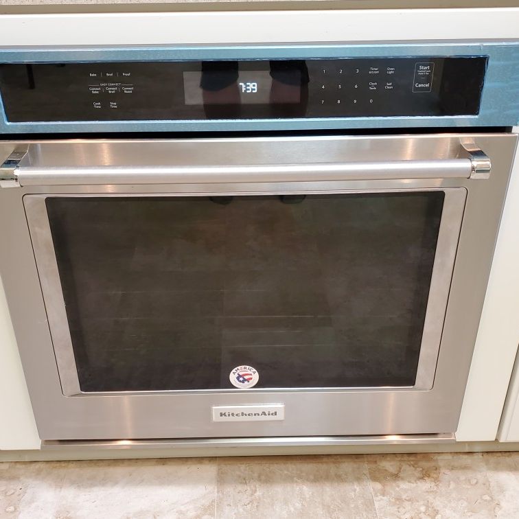 Kitchen Aid 30" Single Wall Oven with Even-Heat True Convection