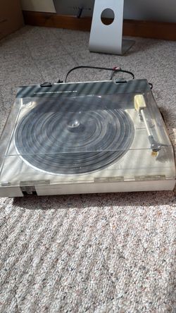 Denon Turntable DP-11F