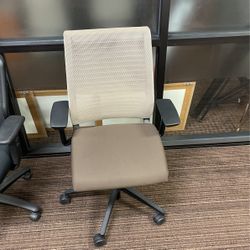 Office Chairs 