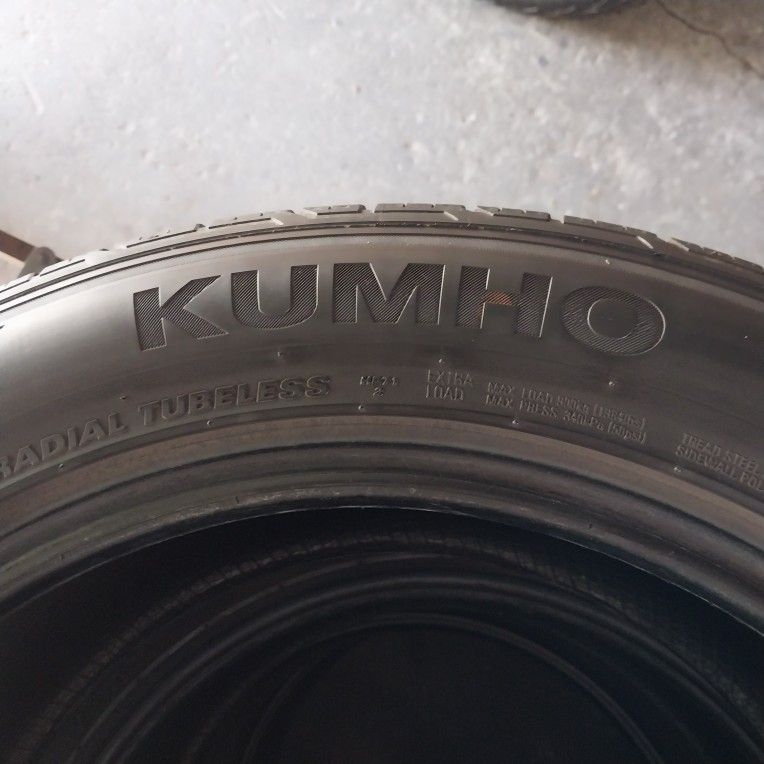KUMHO 18 IN TIRES