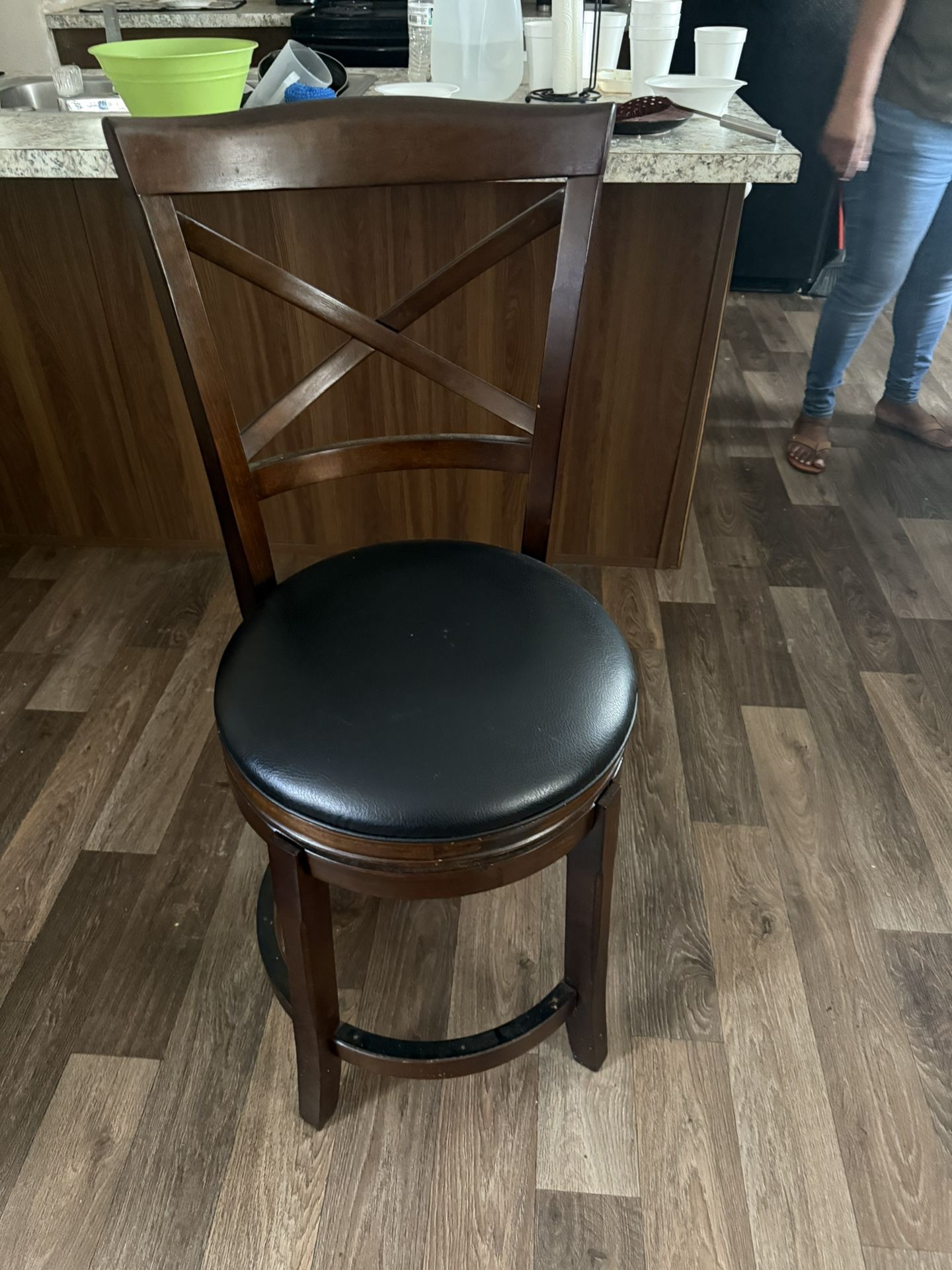 2 Bar Stools