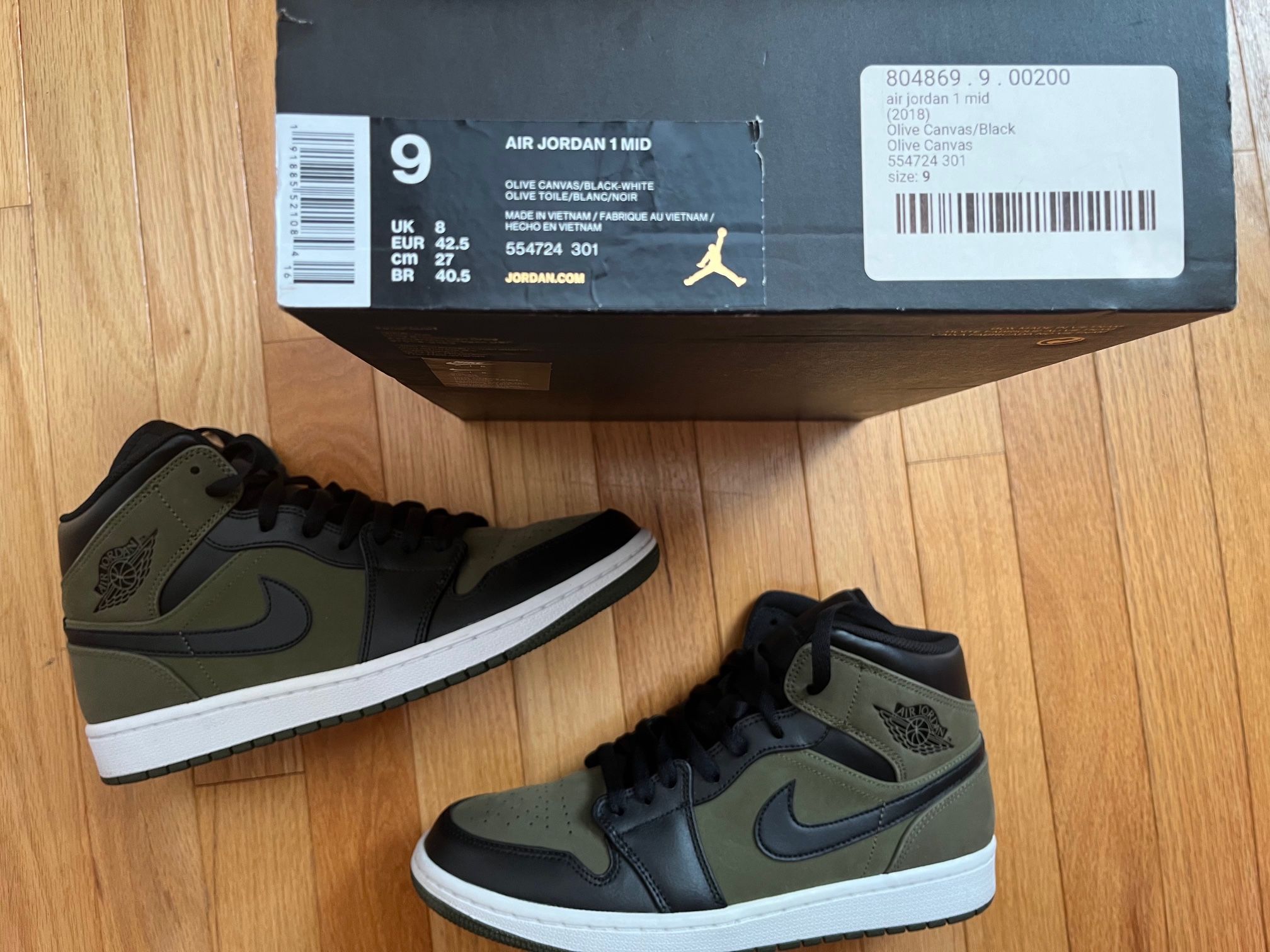 Air Jordan 1 Mid