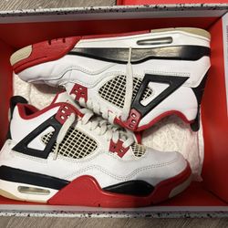 Fire Red Jordan 4 Size 6y Used 