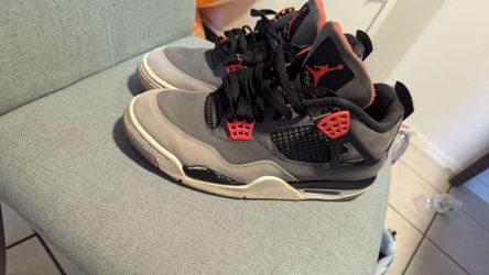 Nike Air Jordan 4 Retro Mid Infrared Jordan 4 Retro Men's size 10