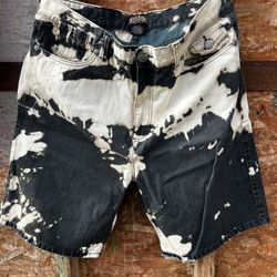 Black Label Shorts 