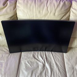Curved Gaming Monitor 32” 1440P