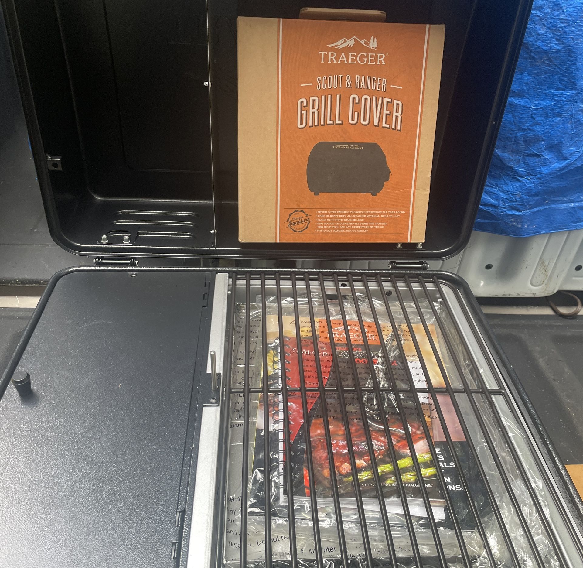 Traeger Scout W/cover