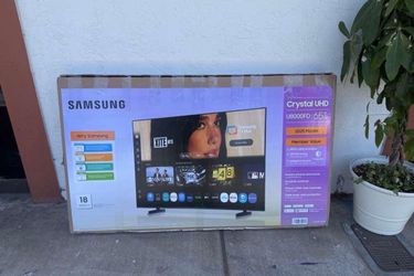 65” Samsung smart 4k led Uhd tv