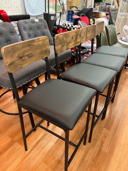Set of 4 Industrial Bar Stools