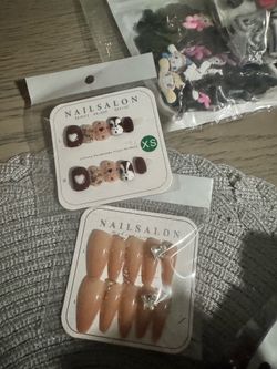 MAKEUP-WIGS MISCELLANEOUS