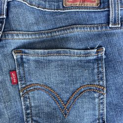 Levis 
