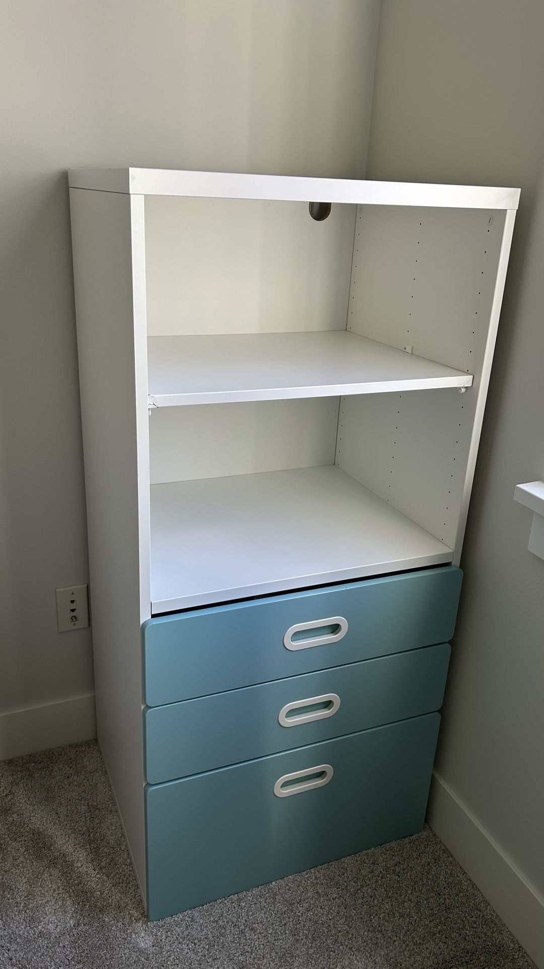 IKEA Bookshelf with drawers 