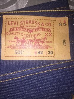42x30 levis