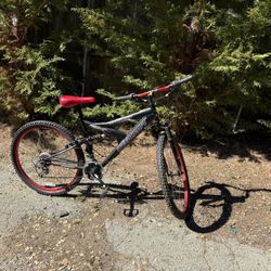 Dynacraft Woman’s Bike And Helmet