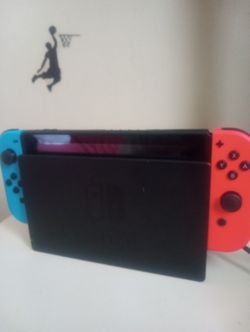 Nintendo switch console with Dock Brand new In works great condition