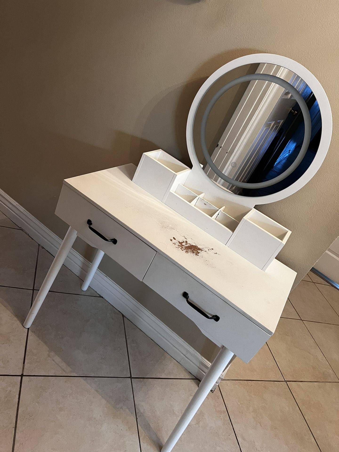 Makeup White Vanity Makeup Table