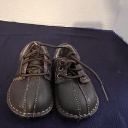 Osh kosh toddler size 3