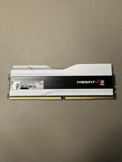 G.SKILL Trident Z5 RGB DDR5 RAM 32GB 6400 CL32 Matte White Desktop Memory OPEN TO TRADES