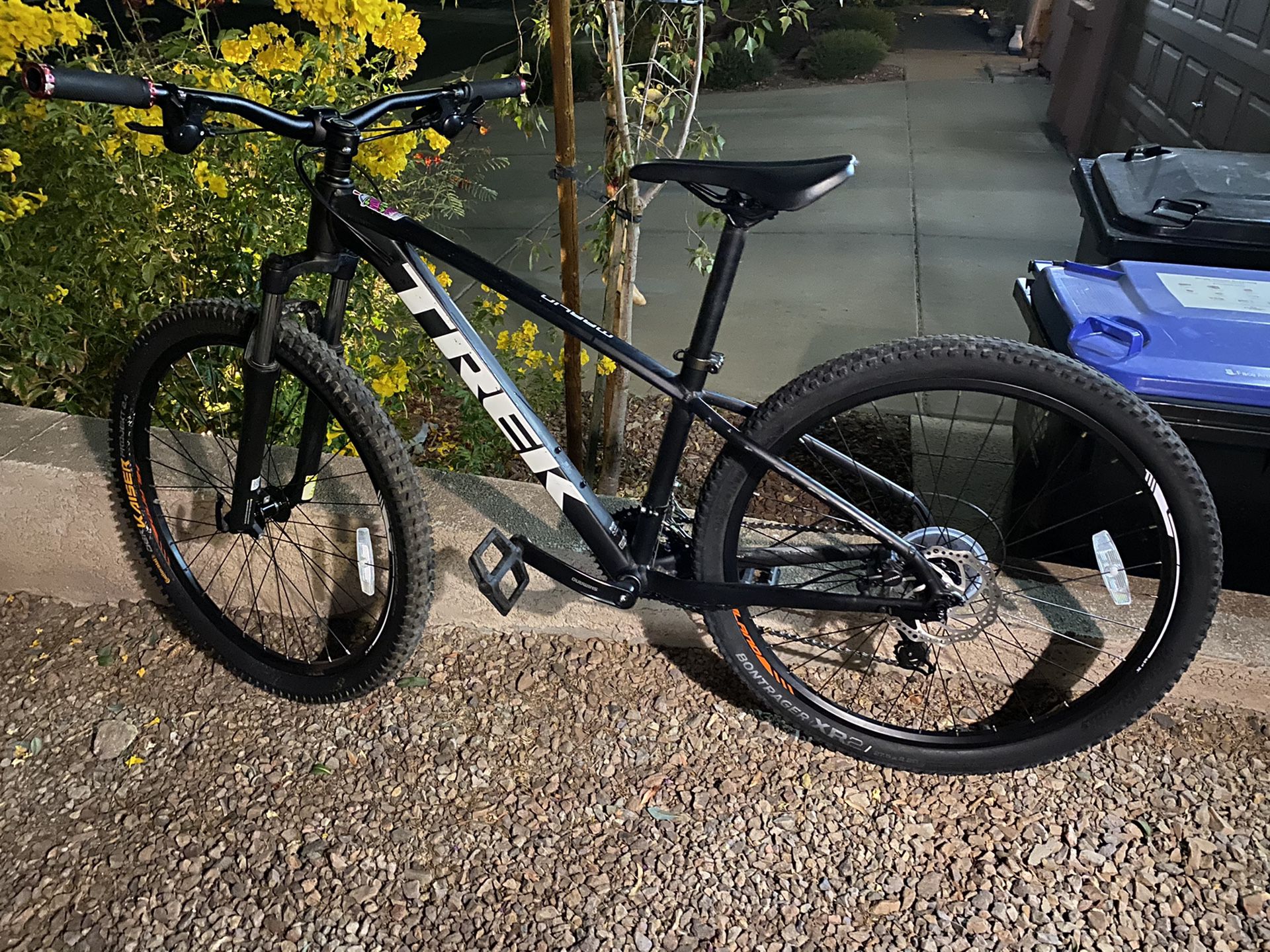 2018 Trek Merlin 7, 27.5 medium frame mountain bike. Awesome hard tail bike