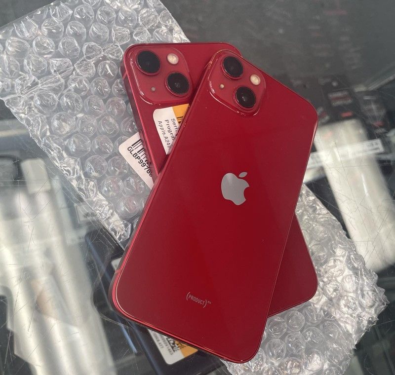 iPhone 13 5G 128GB Unlocked Each $659