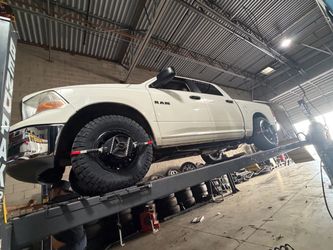 3D wheel alignment for Level & Lifted Trucks jeep suv