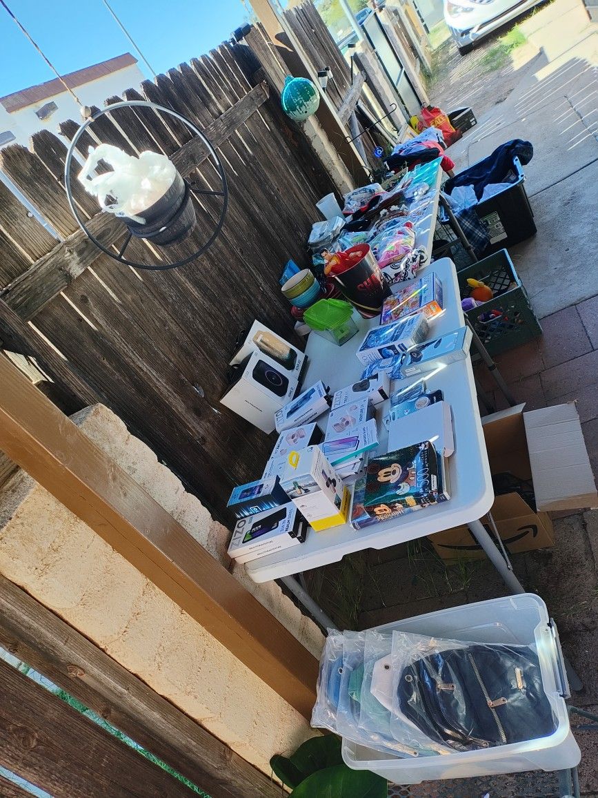 Yard Sale Today Saturday 25th and 26 Th Until 4pm